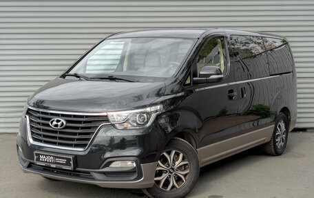 Hyundai H-1 II рестайлинг, 2021 год, 3 775 000 рублей, 1 фотография