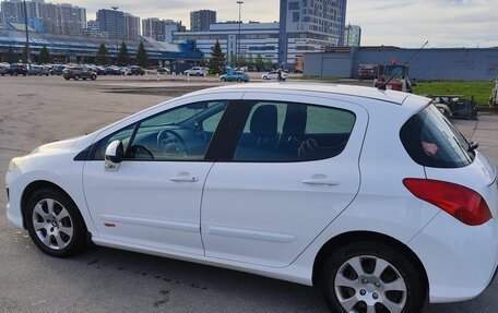 Peugeot 308 II, 2011 год, 690 000 рублей, 1 фотография