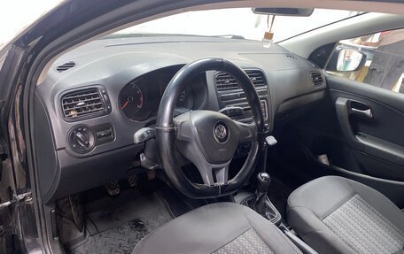 Volkswagen Polo VI (EU Market), 2018 год, 800 000 рублей, 7 фотография