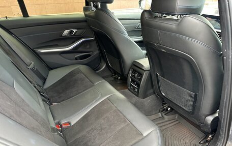 BMW 3 серия, 2020 год, 4 100 000 рублей, 24 фотография