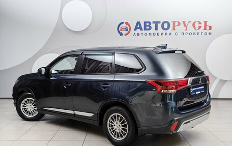 Mitsubishi Outlander III рестайлинг 3, 2020 год, 2 245 000 рублей, 2 фотография