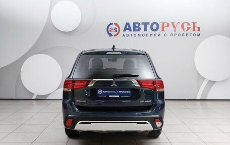 Mitsubishi Outlander III рестайлинг 3, 2020 год, 2 245 000 рублей, 4 фотография