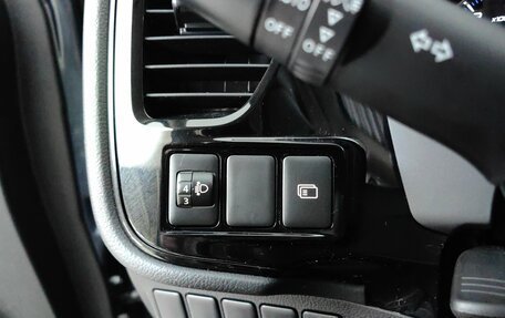 Mitsubishi Outlander III рестайлинг 3, 2020 год, 2 245 000 рублей, 23 фотография