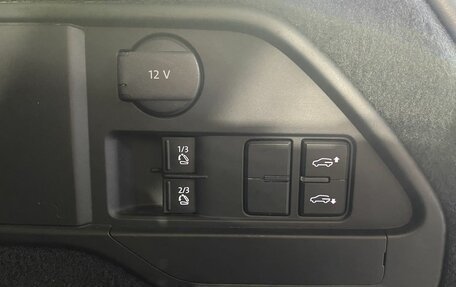 Volkswagen Touareg III, 2015 год, 2 700 000 рублей, 28 фотография