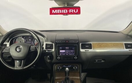 Volkswagen Touareg III, 2015 год, 2 700 000 рублей, 20 фотография
