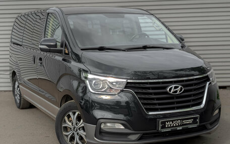 Hyundai H-1 II рестайлинг, 2021 год, 3 775 000 рублей, 3 фотография
