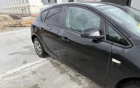 Opel Astra J, 2011 год, 710 000 рублей, 5 фотография
