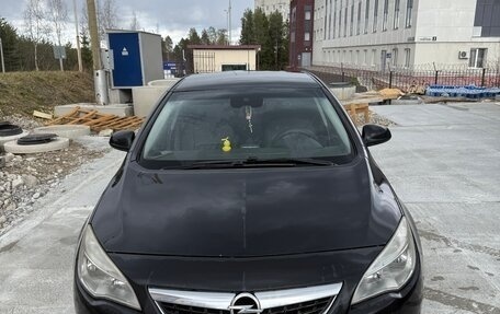 Opel Astra J, 2011 год, 710 000 рублей, 6 фотография
