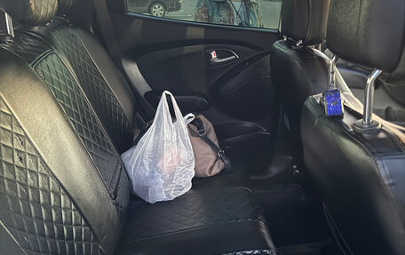 Hyundai ix35 I рестайлинг, 2013 год, 1 216 000 рублей, 16 фотография