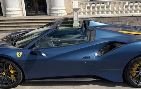 Ferrari 488, 2019 год, 50 000 000 рублей, 5 фотография