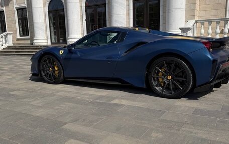 Ferrari 488, 2019 год, 50 000 000 рублей, 6 фотография