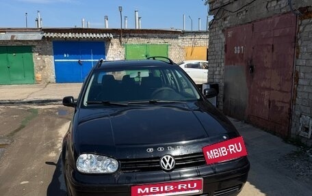 Volkswagen Golf IV, 2000 год, 400 000 рублей, 2 фотография