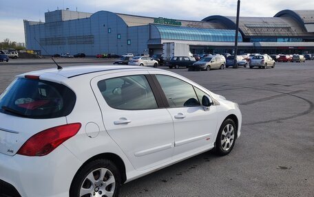 Peugeot 308 II, 2011 год, 690 000 рублей, 3 фотография