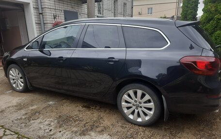 Opel Astra J, 2012 год, 870 000 рублей, 4 фотография