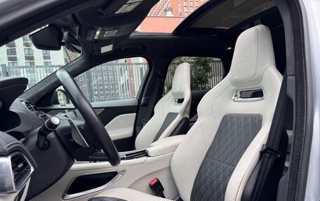 Jaguar F-Pace, 2020 год, 5 500 000 рублей, 10 фотография