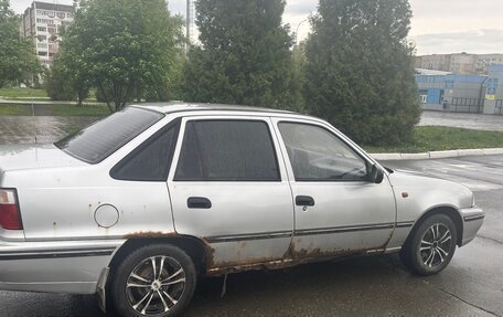 Daewoo Nexia I рестайлинг, 2004 год, 47 000 рублей, 4 фотография