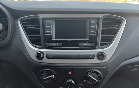 Hyundai Solaris II рестайлинг, 2017 год, 1 185 000 рублей, 18 фотография