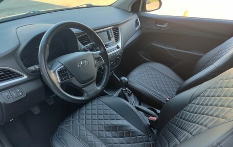 Hyundai Solaris II рестайлинг, 2017 год, 1 185 000 рублей, 20 фотография