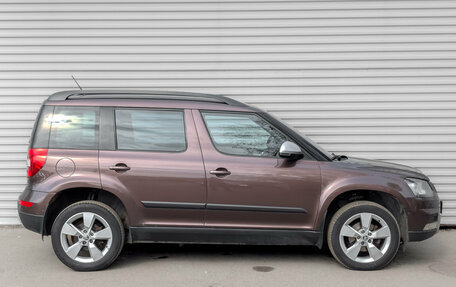 Skoda Yeti I рестайлинг, 2015 год, 1 390 000 рублей, 3 фотография
