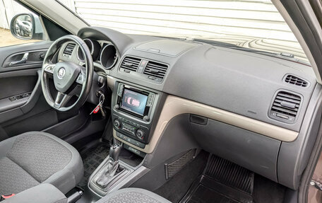 Skoda Yeti I рестайлинг, 2015 год, 1 390 000 рублей, 11 фотография