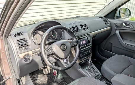 Skoda Yeti I рестайлинг, 2015 год, 1 390 000 рублей, 16 фотография