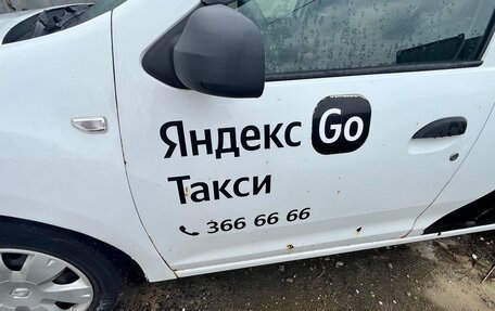 Renault Logan II, 2020 год, 420 000 рублей, 3 фотография