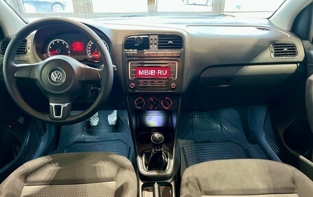 Volkswagen Polo VI (EU Market), 2013 год, 750 000 рублей, 12 фотография