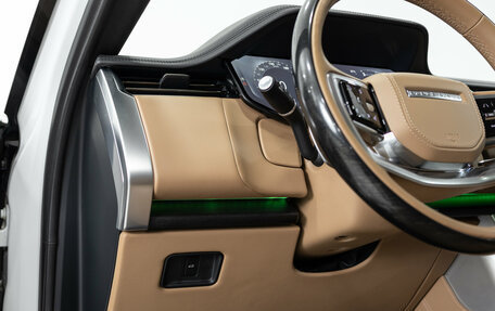 Land Rover Range Rover IV рестайлинг, 2022 год, 14 990 000 рублей, 13 фотография