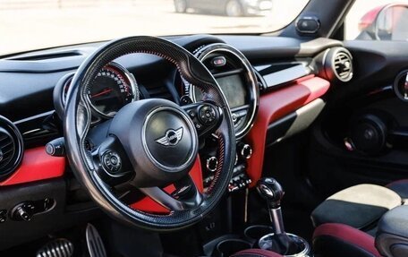 MINI Hatch, 2017 год, 2 400 000 рублей, 17 фотография