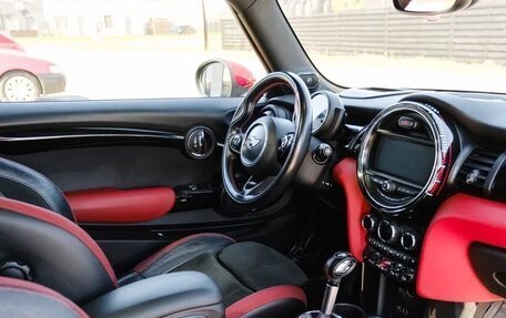 MINI Hatch, 2017 год, 2 400 000 рублей, 20 фотография
