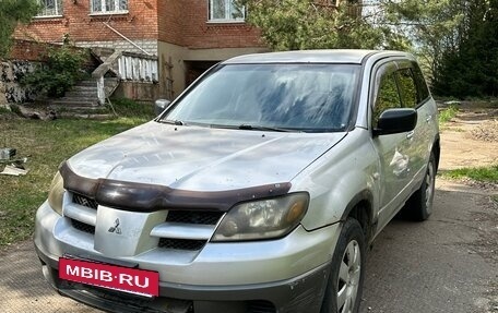 Mitsubishi Outlander III рестайлинг 3, 2003 год, 380 000 рублей, 2 фотография
