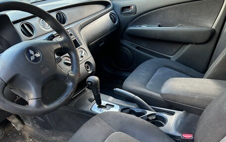 Mitsubishi Outlander III рестайлинг 3, 2003 год, 380 000 рублей, 10 фотография