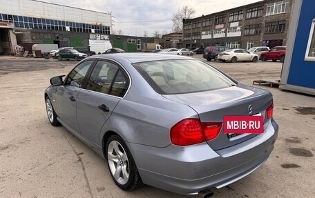 BMW 3 серия, 2011 год, 1 600 000 рублей, 12 фотография