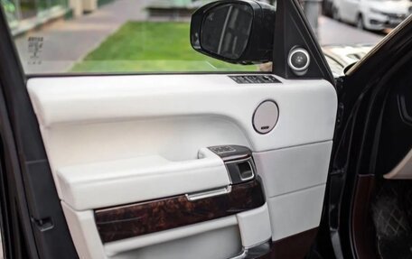 Land Rover Range Rover IV рестайлинг, 2014 год, 3 300 000 рублей, 12 фотография