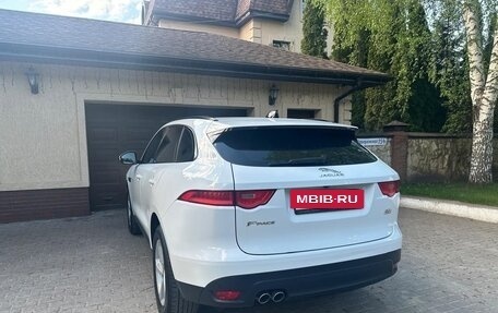 Jaguar F-Pace, 2020 год, 3 100 000 рублей, 13 фотография
