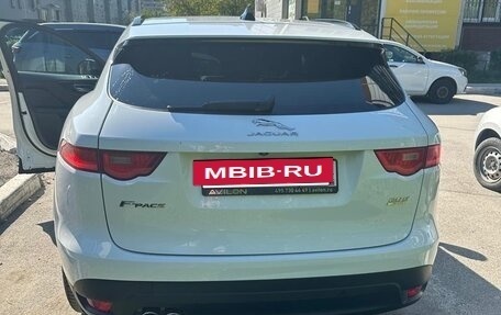 Jaguar F-Pace, 2020 год, 3 100 000 рублей, 10 фотография