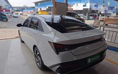 Hyundai Elantra, 2025 год, 1 715 000 рублей, 5 фотография