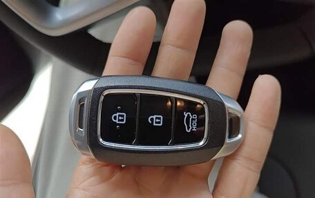 Hyundai Elantra, 2025 год, 1 715 000 рублей, 11 фотография