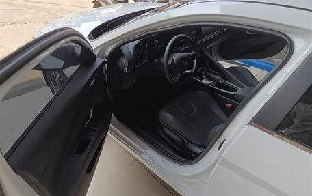 Hyundai Elantra, 2025 год, 1 715 000 рублей, 13 фотография