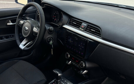 KIA Rio IV, 2017 год, 1 390 000 рублей, 15 фотография