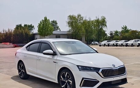 Skoda Octavia IV, 2022 год, 1 740 021 рублей, 3 фотография