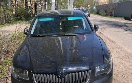 Skoda Superb III рестайлинг, 2011 год, 750 000 рублей, 1 фотография