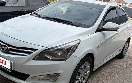 Hyundai Solaris II рестайлинг, 2014 год, 770 000 рублей, 1 фотография