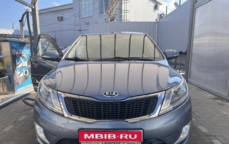 KIA Rio III рестайлинг, 2013 год, 900 000 рублей, 1 фотография