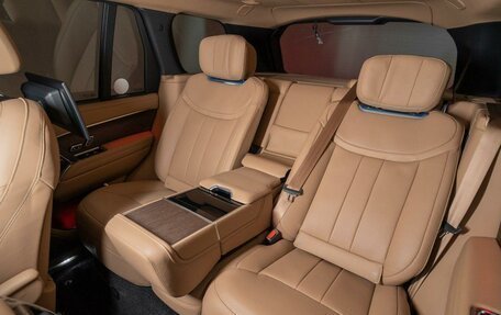 Land Rover Range Rover IV рестайлинг, 2025 год, 28 500 000 рублей, 13 фотография