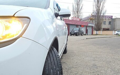 Renault Logan II, 2017 год, 730 000 рублей, 4 фотография
