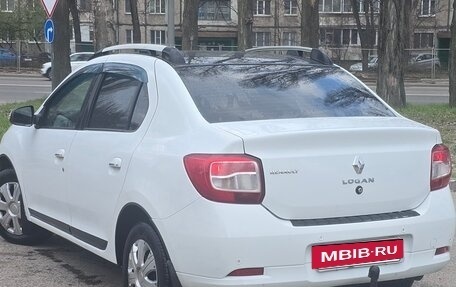Renault Logan II, 2017 год, 730 000 рублей, 6 фотография