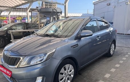KIA Rio III рестайлинг, 2013 год, 900 000 рублей, 10 фотография