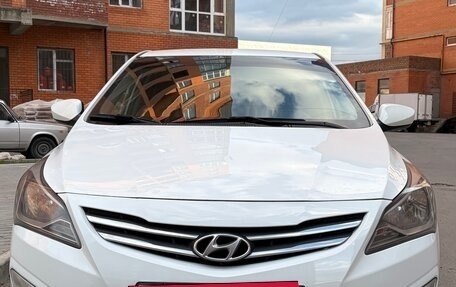 Hyundai Solaris II рестайлинг, 2014 год, 770 000 рублей, 3 фотография