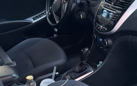 Hyundai Solaris II рестайлинг, 2014 год, 770 000 рублей, 10 фотография